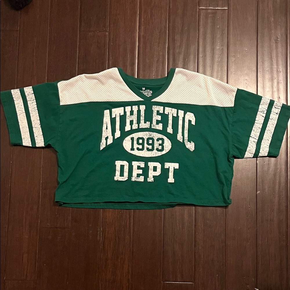 Green crop top